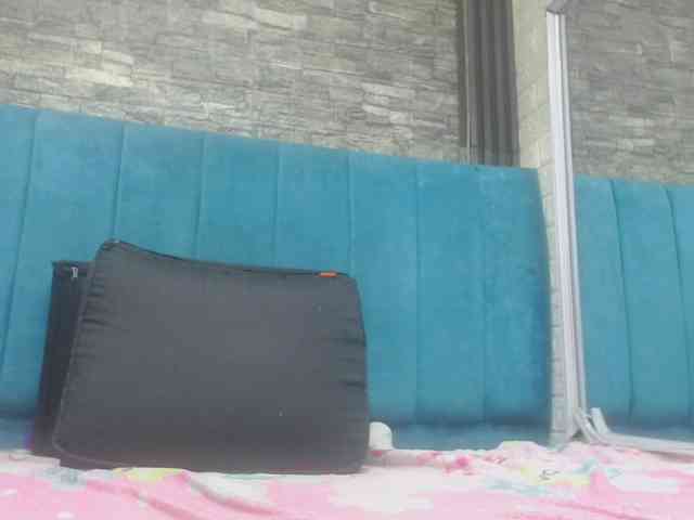 skinny-brenda webcam