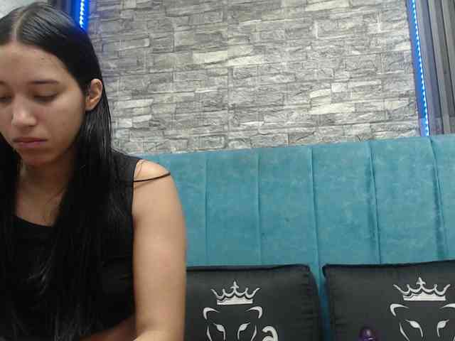 skinny-brenda webcam