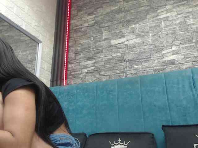 skinny-brenda webcam