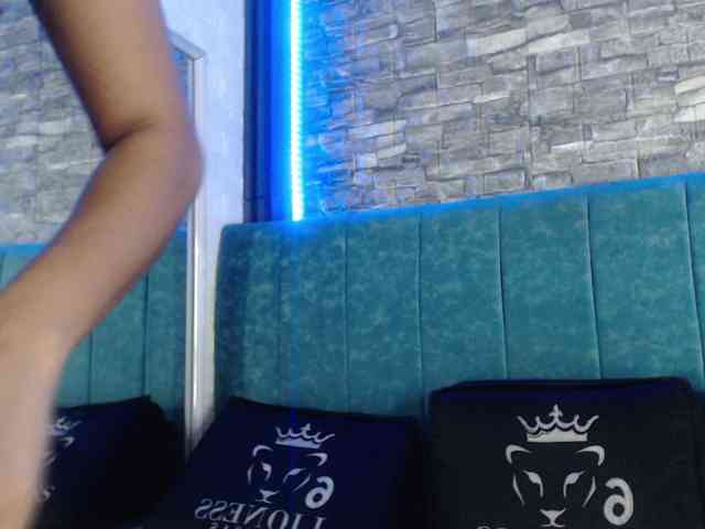 skinny-brenda webcam