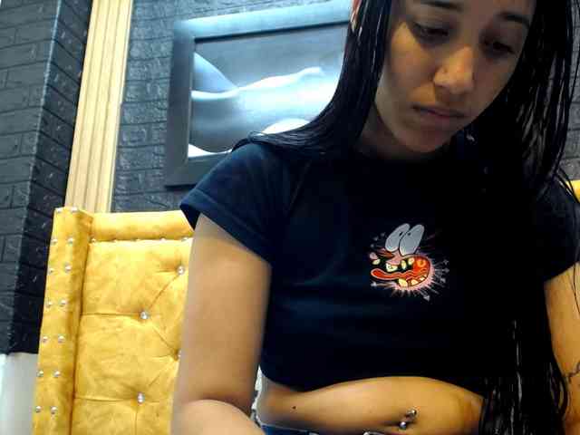 skinny-brenda webcam