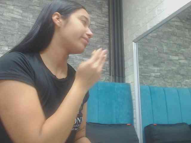 skinny-brenda webcam