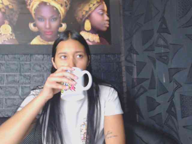 skinny-brenda webcam