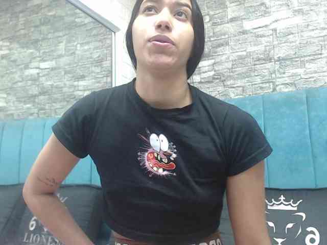 skinny-brenda webcam