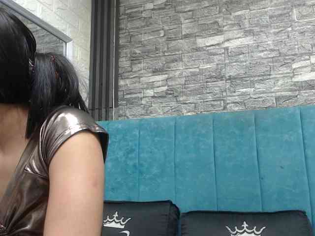 skinny-brenda webcam