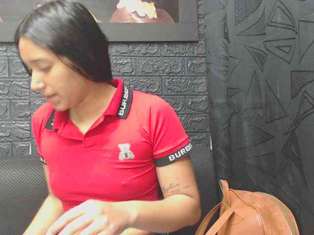 skinny-brenda webcam