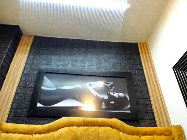 skinny-brenda webcam