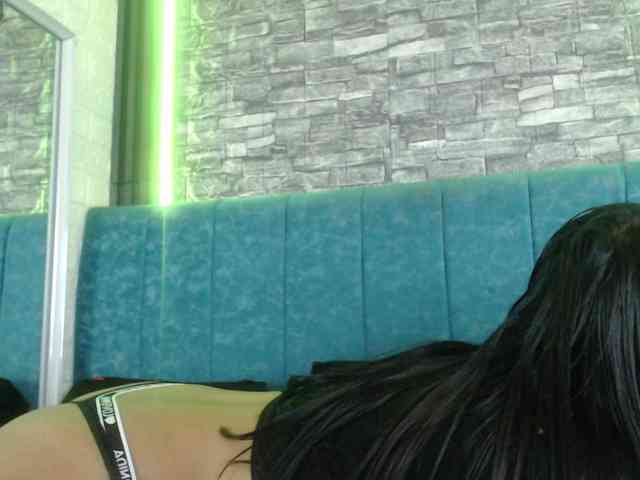 skinny-brenda webcam