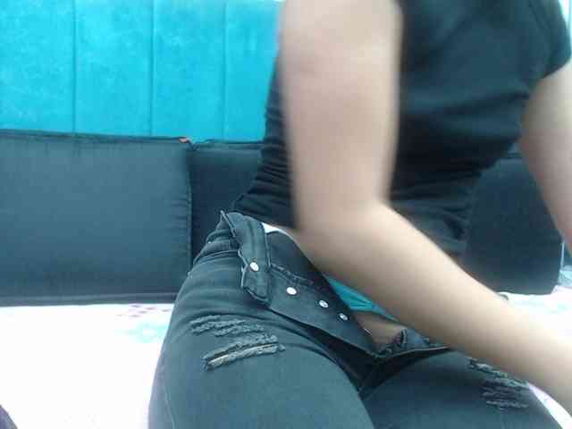 skinny-brenda webcam