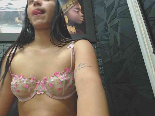 skinny-brenda webcam