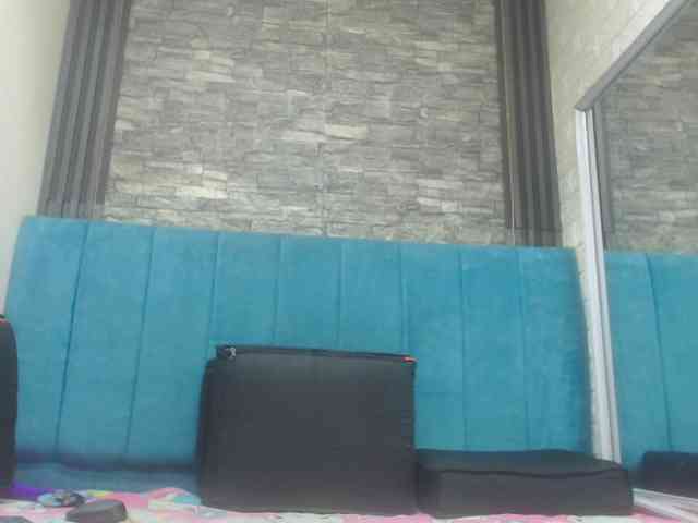 skinny-brenda webcam