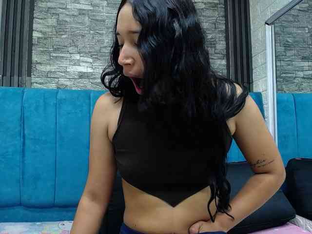 skinny-brenda webcam