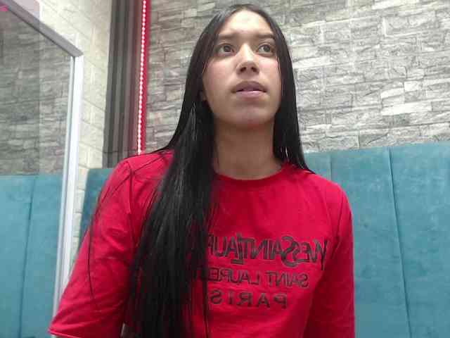 skinny-brenda webcam