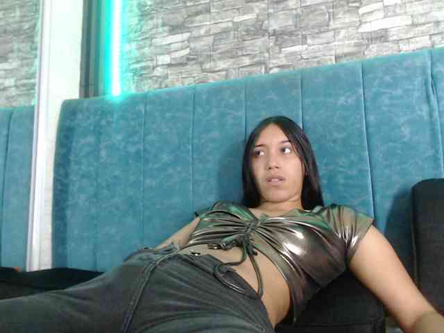skinny-brenda webcam