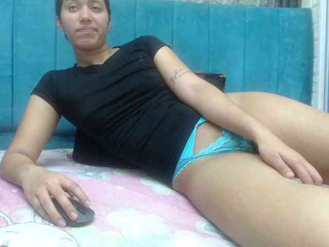 skinny-brenda webcam