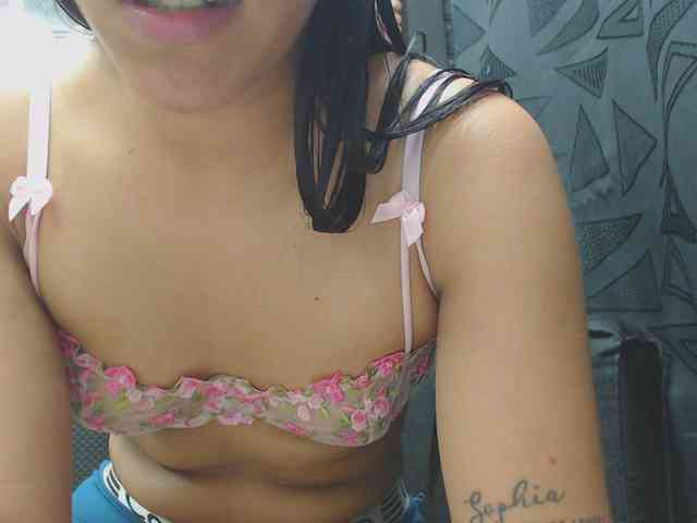 skinny-brenda webcam