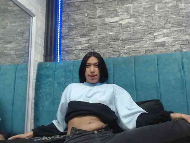 skinny-brenda webcam