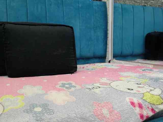 skinny-brenda webcam