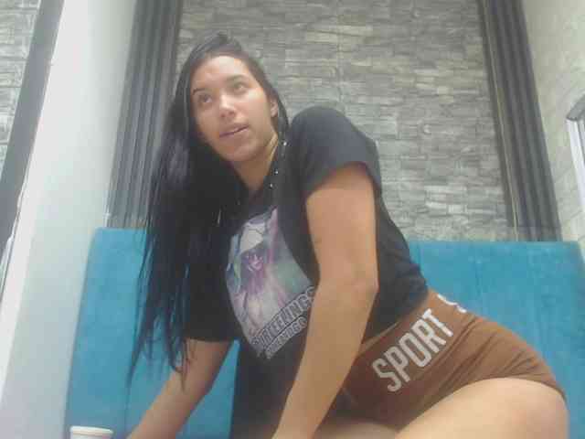 skinny-brenda webcam