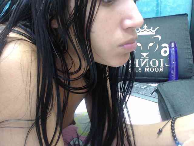 skinny-brenda webcam