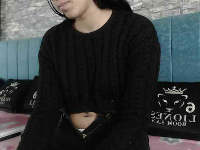 skinny-brenda webcam