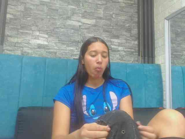 skinny-brenda webcam