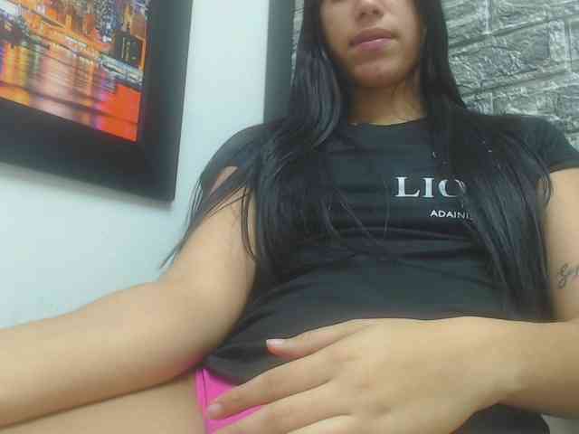 skinny-brenda webcam