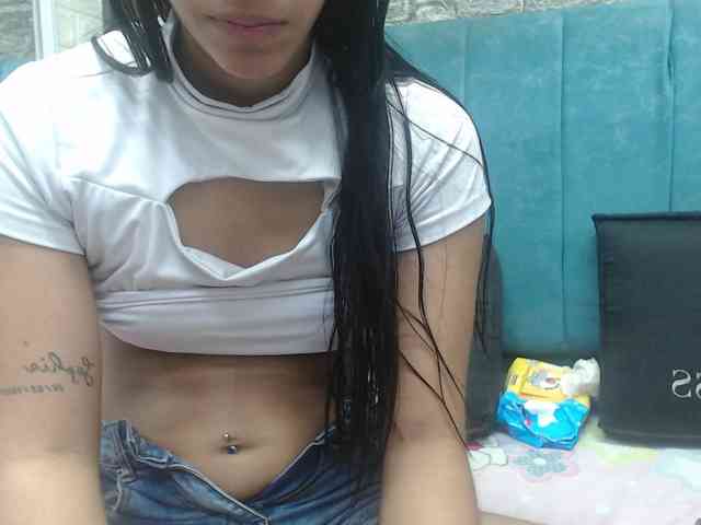 skinny-brenda webcam