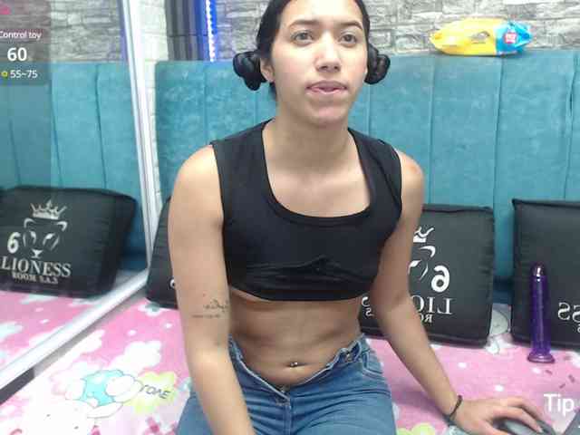 skinny-brenda webcam