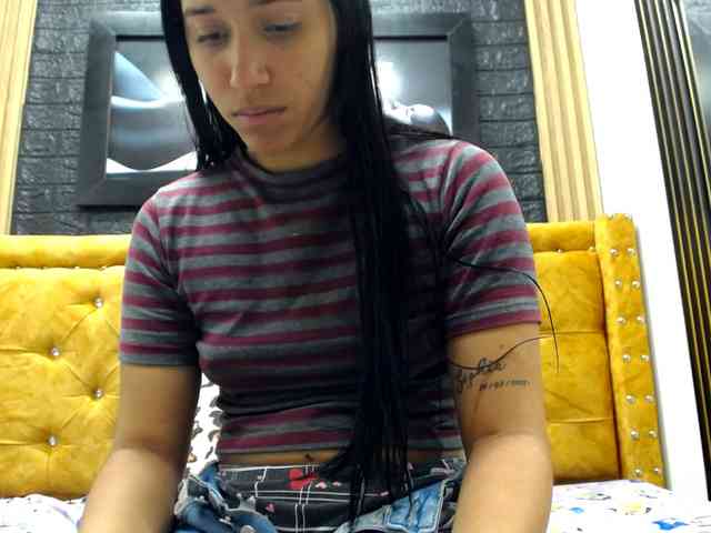 skinny-brenda webcam