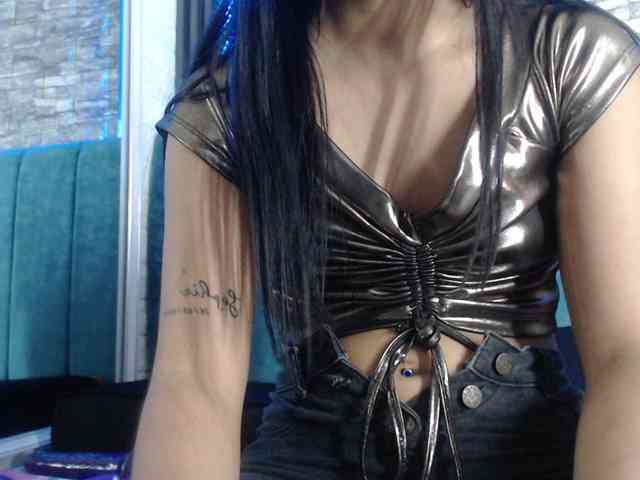 skinny-brenda webcam