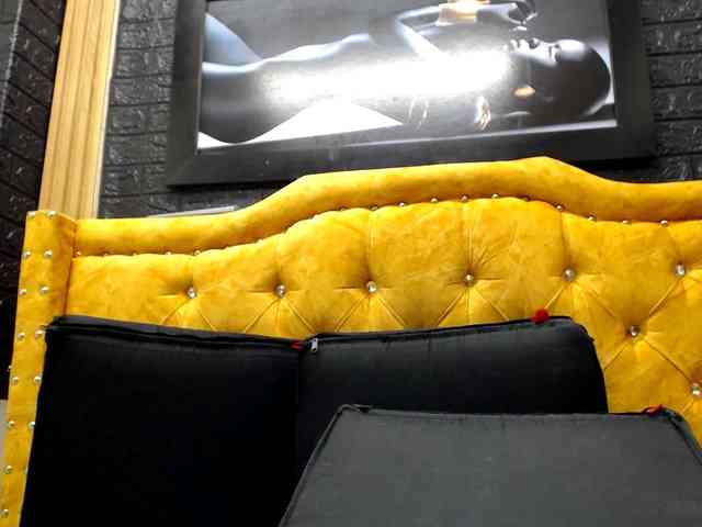 skinny-brenda webcam