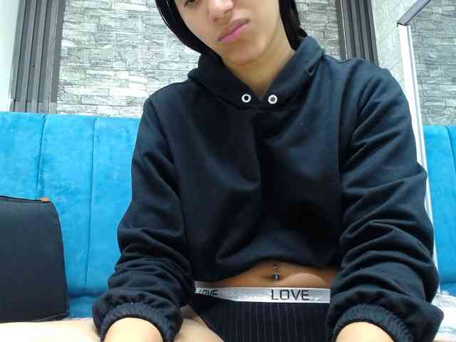 skinny-brenda webcam