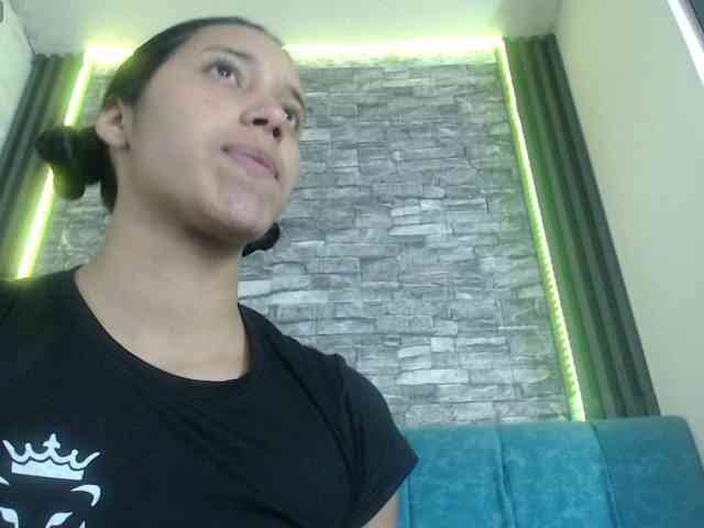 skinny-brenda webcam