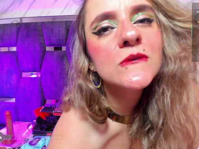 GinnaGrace webcam