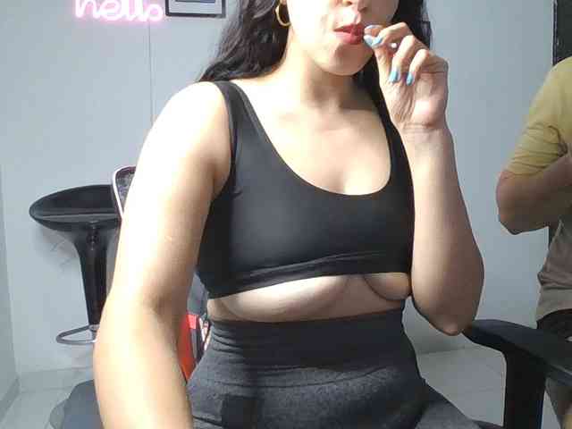 Emy23Jack23 Live Webcam on BongaCams