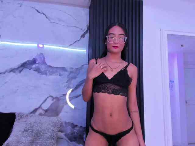 AfroditaEvans webcam