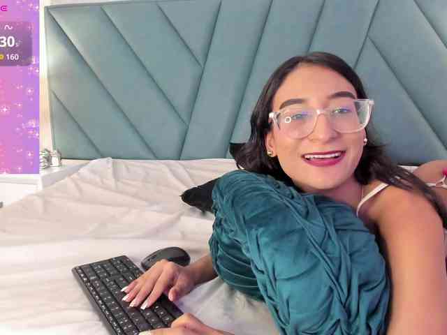 AfroditaEvans webcam