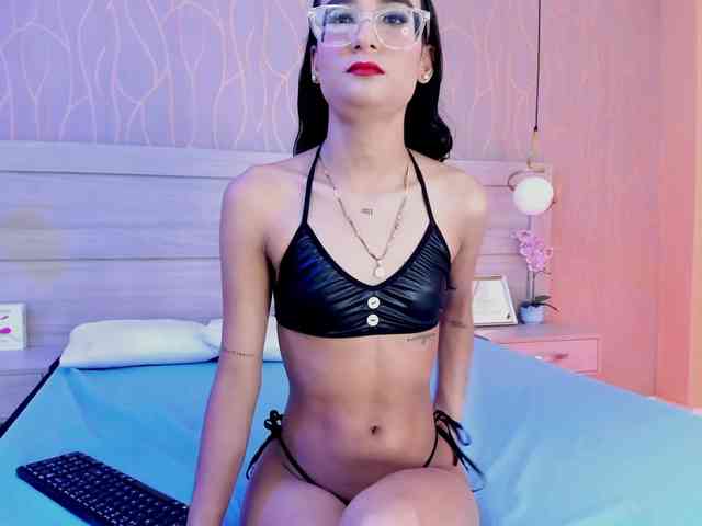 AfroditaEvans webcam