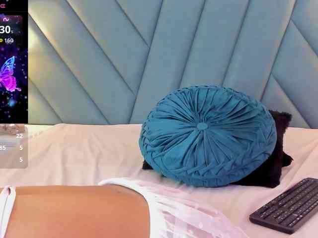 AfroditaEvans webcam