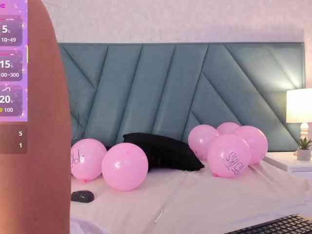 AfroditaEvans webcam