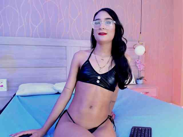 AfroditaEvans webcam