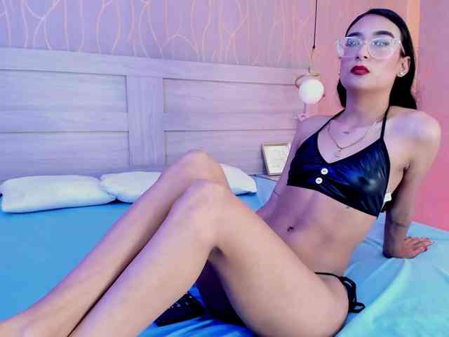 AfroditaEvans webcam