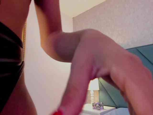 AfroditaEvans webcam