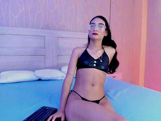 AfroditaEvans webcam