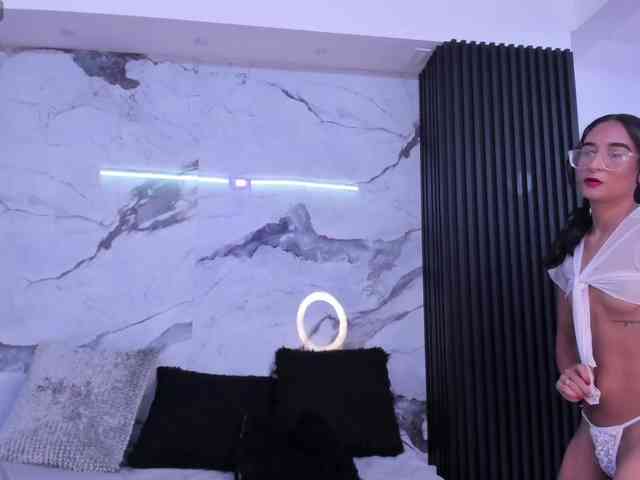 AfroditaEvans webcam