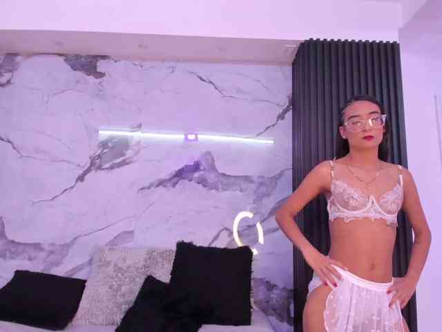 AfroditaEvans webcam