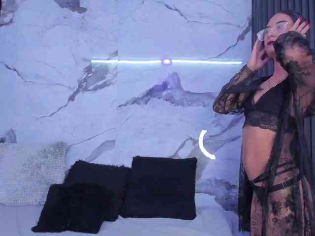 AfroditaEvans webcam