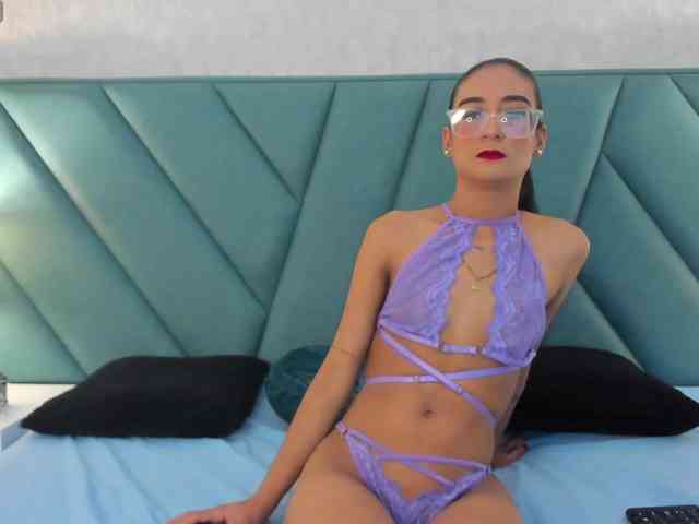 AfroditaEvans webcam