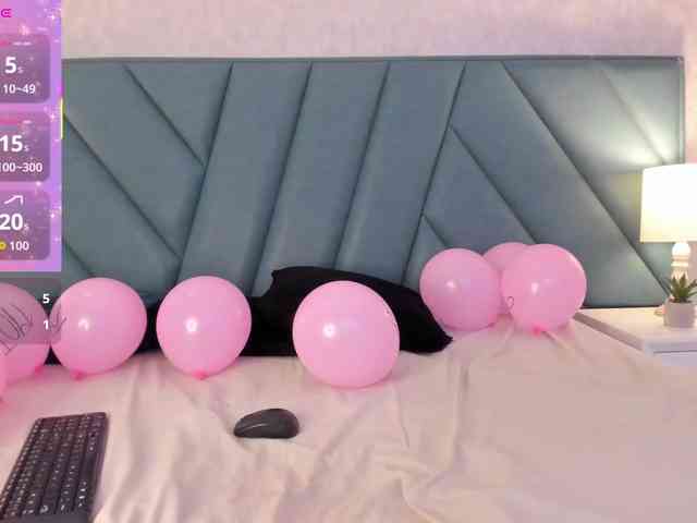 AfroditaEvans webcam